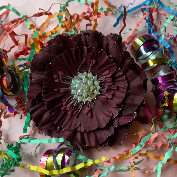 💐 TIEKS BURGUNDY FLOWER 💐 NWOT 💐 - Picture 10 of 16